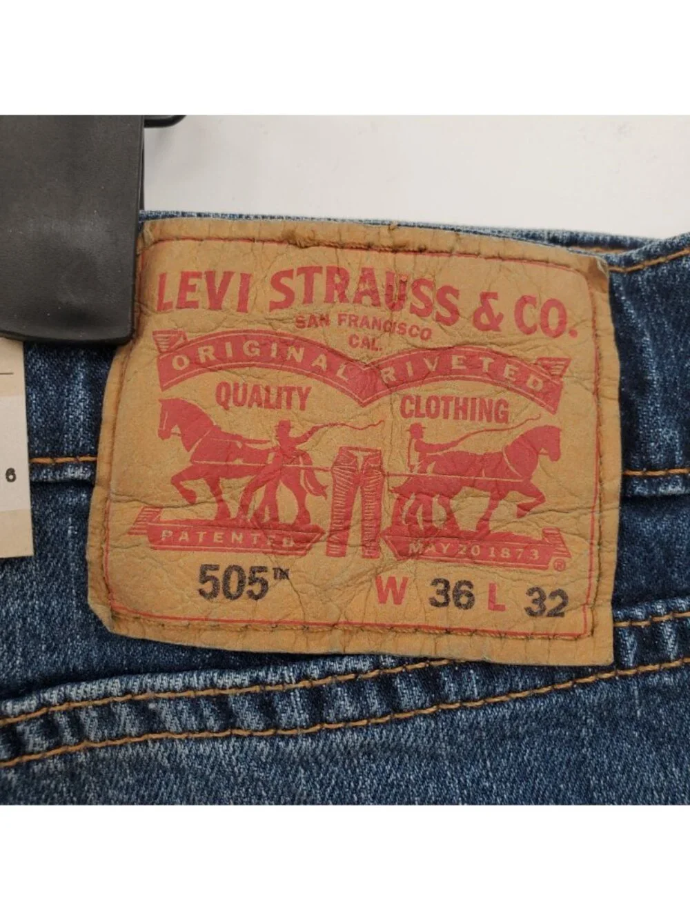 Levi's 505 Regular Ease Straight Leg Jeans Denim Pants Men Size 36 x 32 NWT